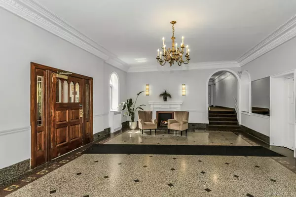 Forest Hills, NY 11375,111-39 76 RD #B7