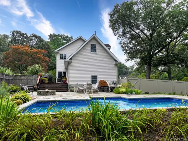 Nanuet, NY 10954,20 E Palisades AVE