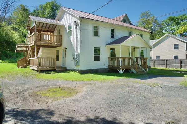 Livingston Manor, NY 12758,120 Main ST #1