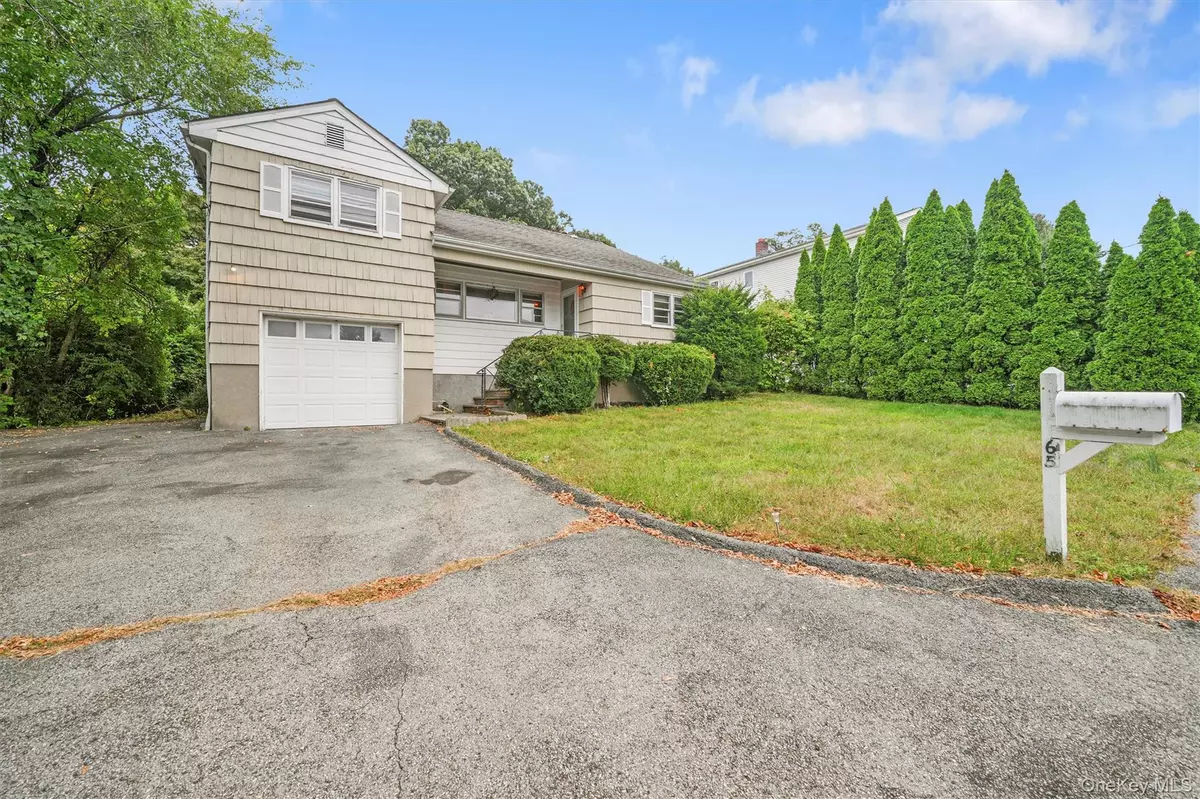 Thornwood, NY 10594,65 Westlake DR