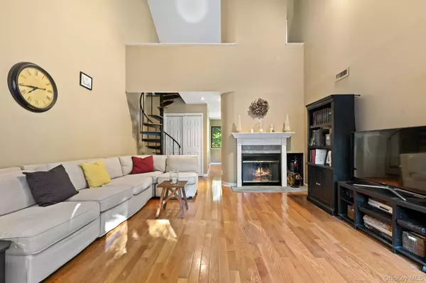 South Salem, NY 10590,156 Stone Meadow