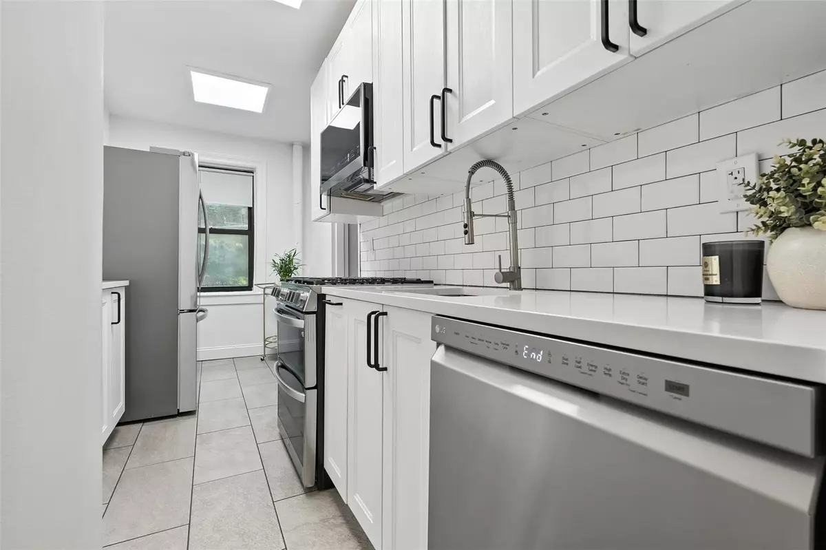 Hartsdale, NY 10530,68 E Hartsdale AVE #1K