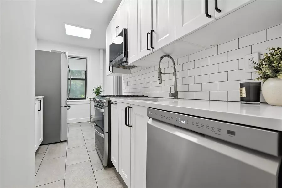 68 E Hartsdale AVE #1K, Hartsdale, NY 10530