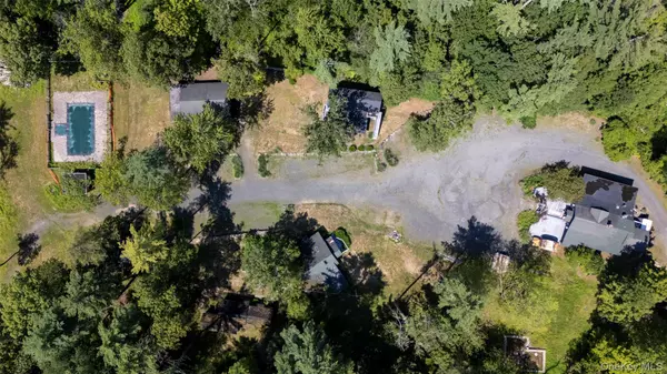 Woodstock, NY 12498,20 Country Club LN