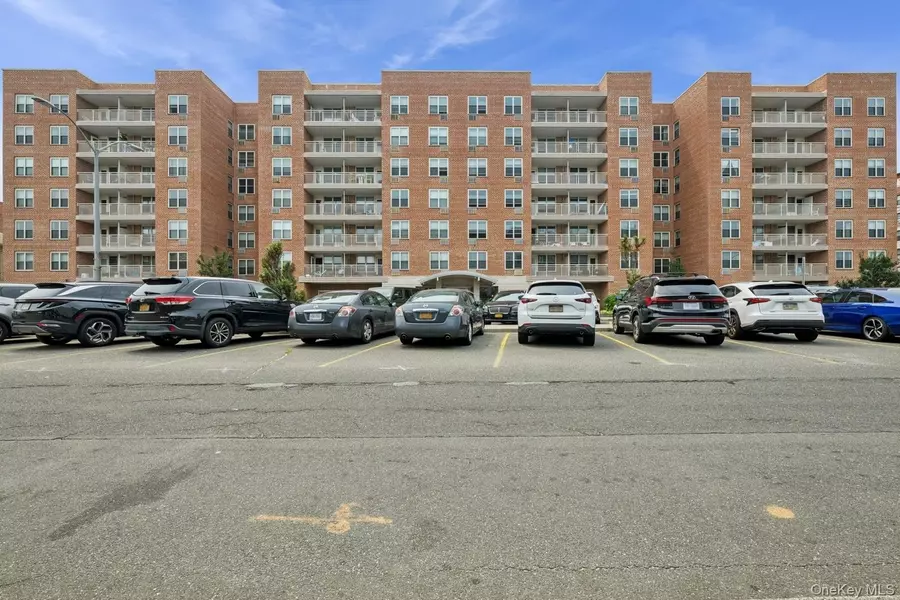 410 E Broadway #4B, Long Beach, NY 11561