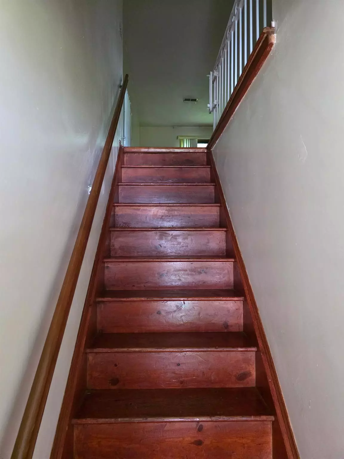 Kingston, NY 12401,285 Village CT