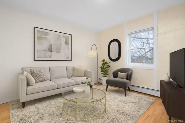 4518 Richardson AVE, Bronx, NY 10470
