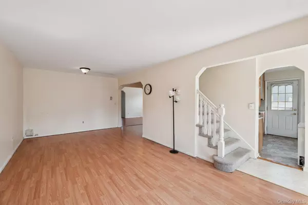 Bethpage, NY 11714,328 Henry ST