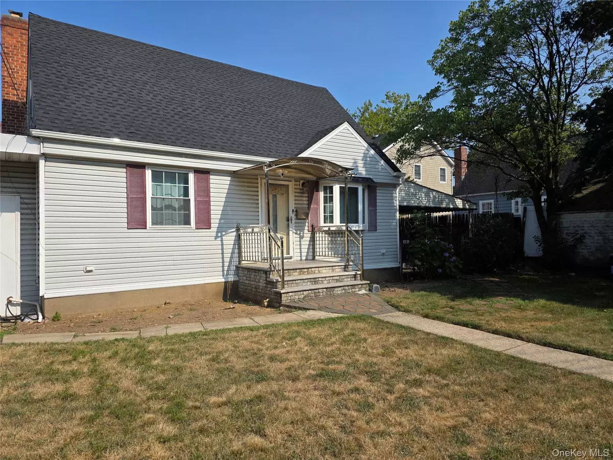Rosedale, NY 11422,Address not disclosed