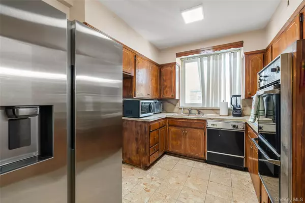 Brooklyn, NY 11234,1827 E 48th ST
