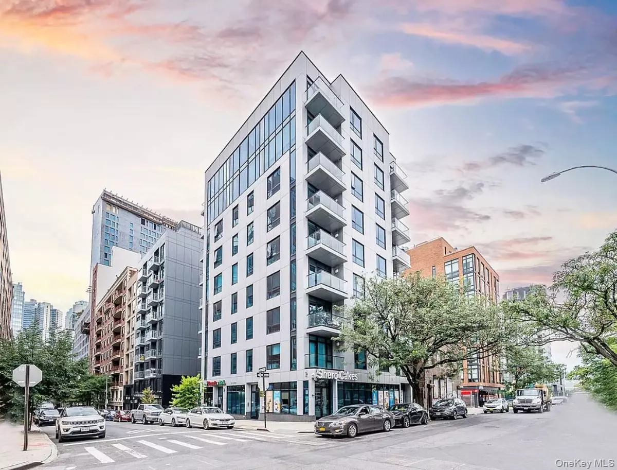 Long Island City, NY 11101,27th street 41-04 #9B