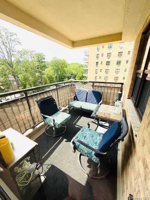 505 Central AVE #329, White Plains, NY 10606
