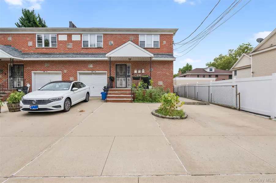 206-16 45th RD, Bayside, NY 11361