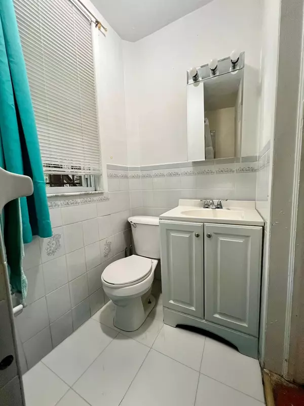 Corona, NY 11368,10256 46 AVE