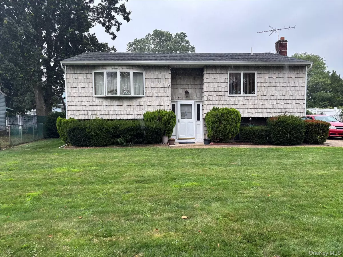 West Babylon, NY 11704,83 Justice ST