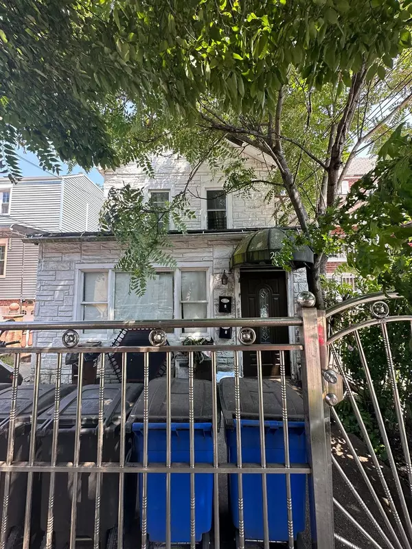 2080 Matthews AVE, Bronx, NY 10462