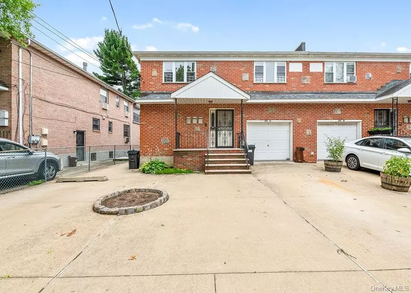 206-18 45th RD, Bayside, NY 11361