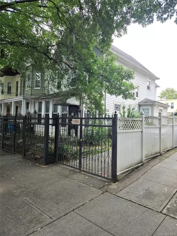 Woodhaven, NY 11421,8616 90th Street