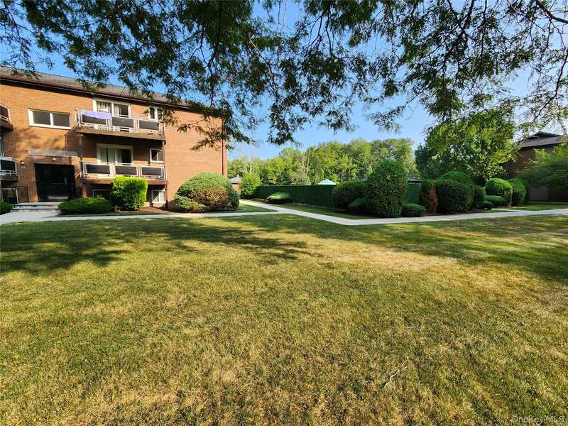 25 Tanager RD #2504, Monroe, NY 10950