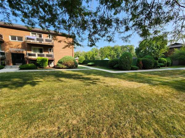 Monroe, NY 10950,25 Tanager RD #2504