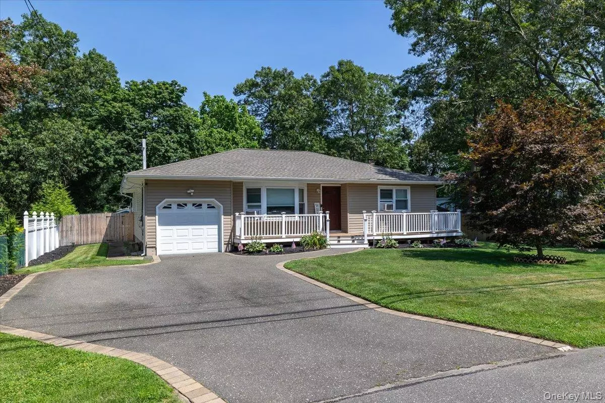 Ronkonkoma, NY 11779,355 Avenue A