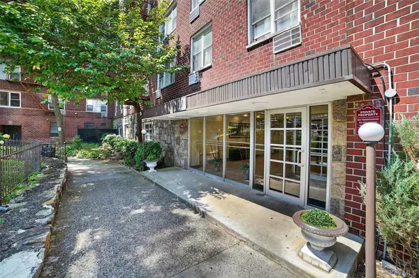 101 Highland AVE #5H, Yonkers, NY 10705