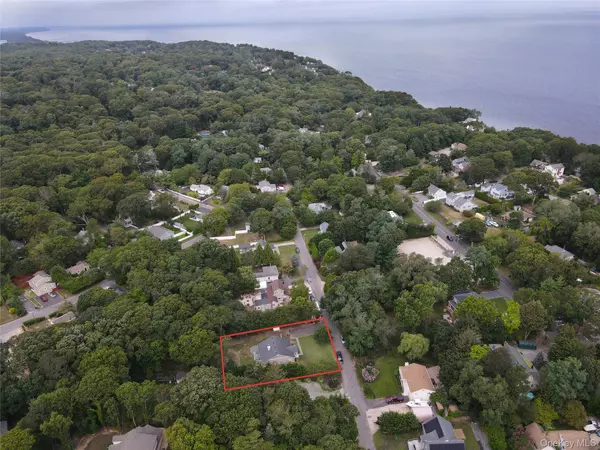 Wading River, NY 11792,39 Hill ST