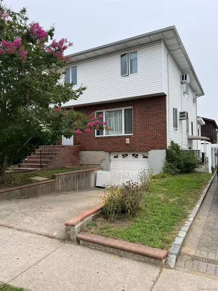 12 Hickory RD ##A, Port Washington, NY 11050