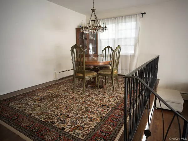 Freeport, NY 11520,6 New York AVE