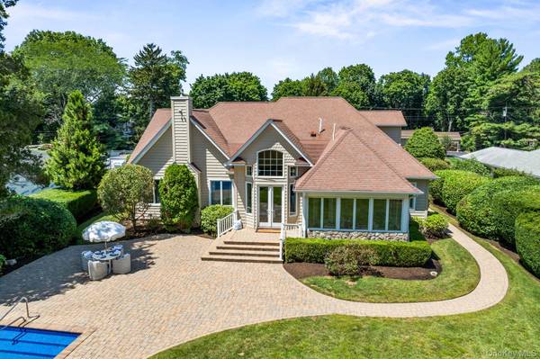 Huntington, NY 11743,18 Quaker PATH