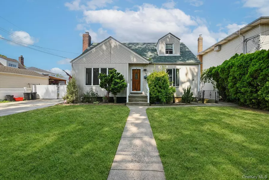296 Benson AVE, Elmont, NY 11003