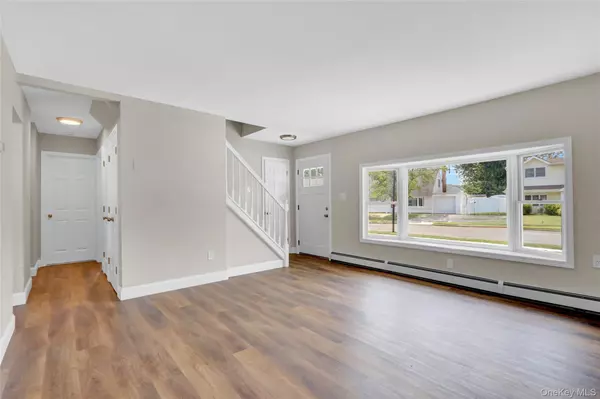 Bethpage, NY 11714,328 Martin PL