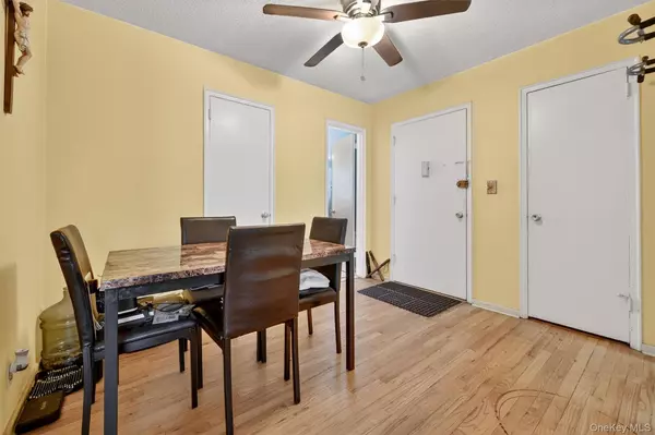 Ossining, NY 10562,127 S Highland AVE #A4