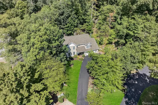 Fort Montgomery, NY 10922,22 Fawnwood LN