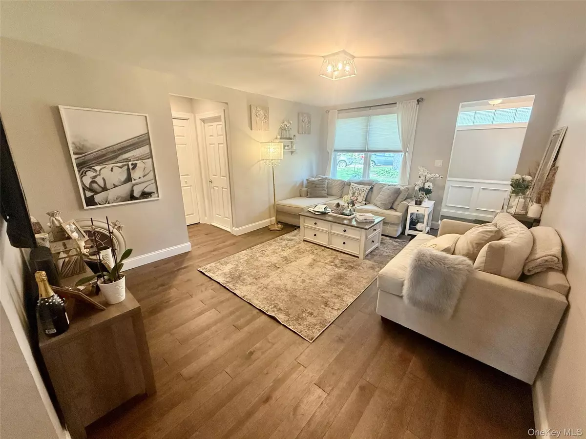 Glen Cove, NY 11542,38L Glen Keith #38L