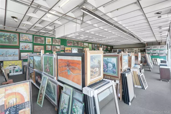 Newburgh, NY 12550,453 Broadway