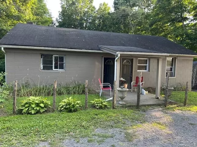 124 Ridge RD #1, Montgomery, NY 12549