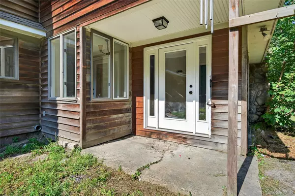 Monroe, NY 10950,443 Rye Hill RD