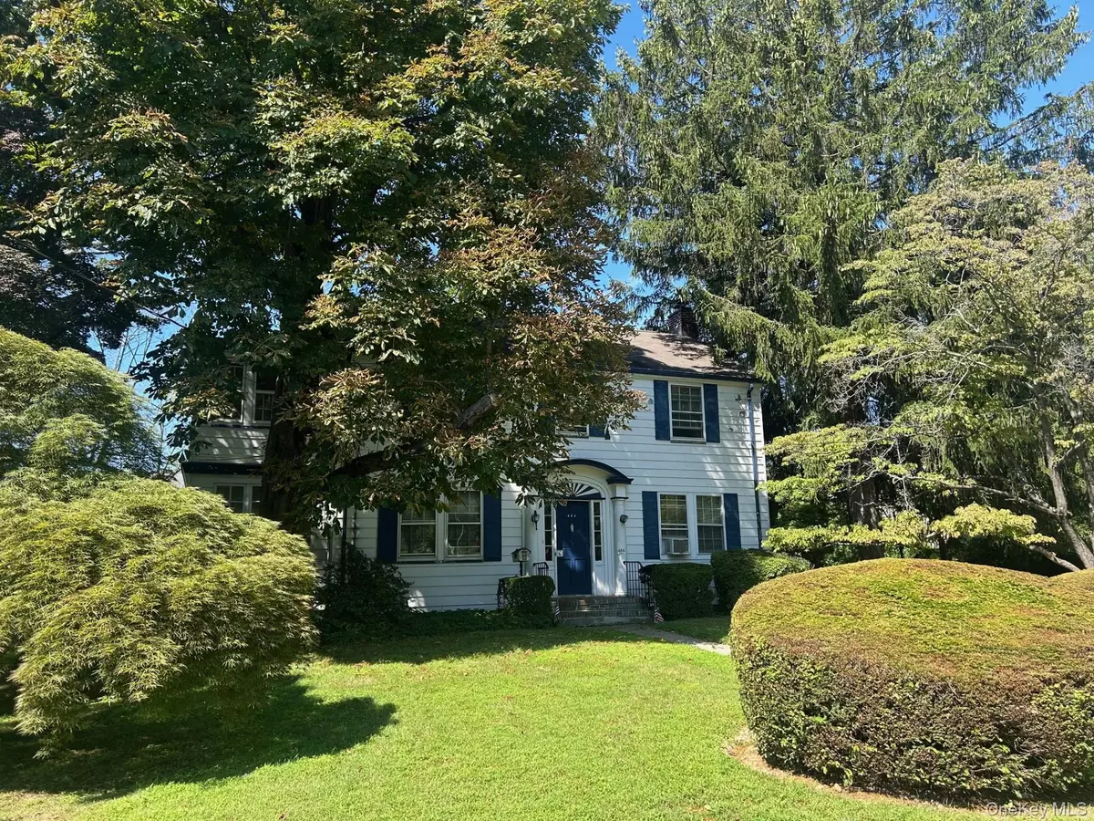 Port Chester, NY 10573,484 King ST