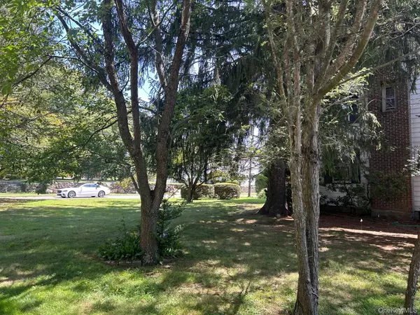 Port Chester, NY 10573,484 King ST