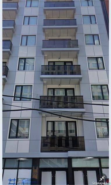 42-22 Crescent ST #8C, Long Island City, NY 11101