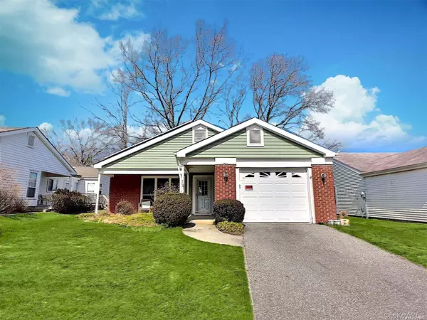 503 Lancaster CT #503, Ridge, NY 11961
