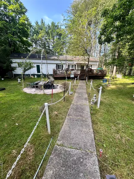98 Buff RD, Cochecton, NY 12726
