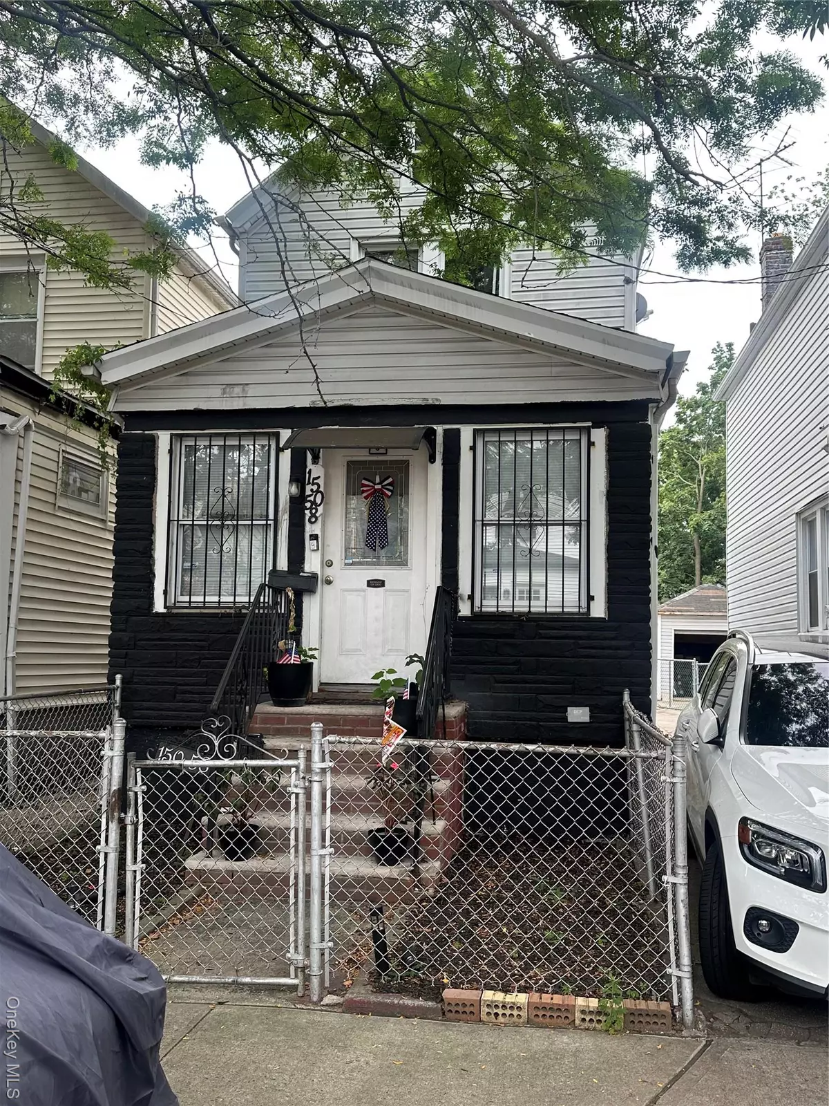Jamaica, NY 11434,15058 116th RD