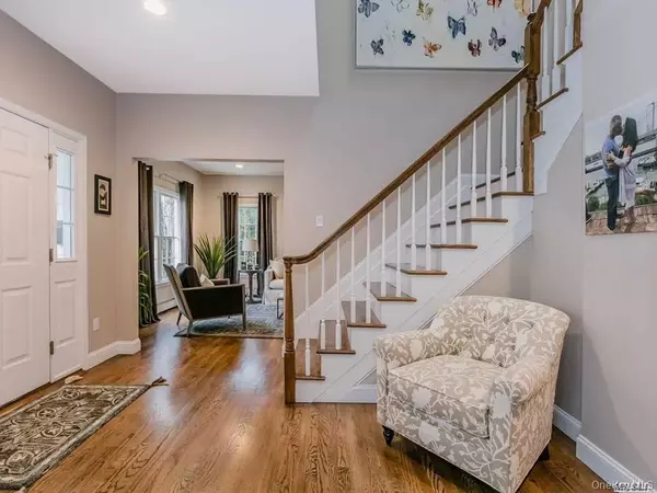 Islip, NY 11751,15 Cedar Avenue Extension