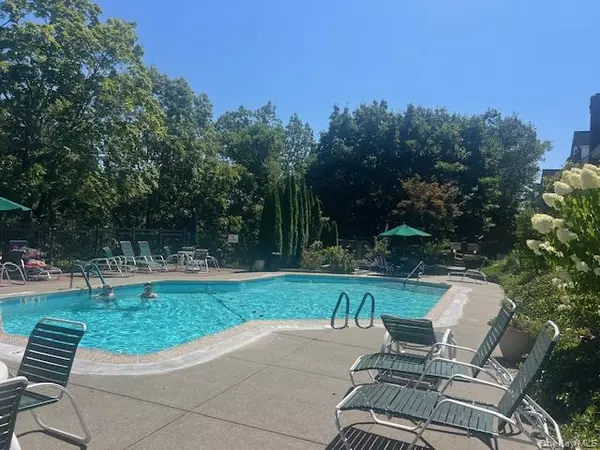 Briarcliff Manor, NY 10510,333 N State RD #32