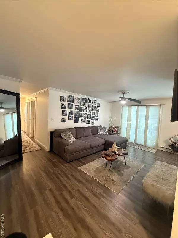 Patchogue, NY 11772,260 Waverly AVE #58