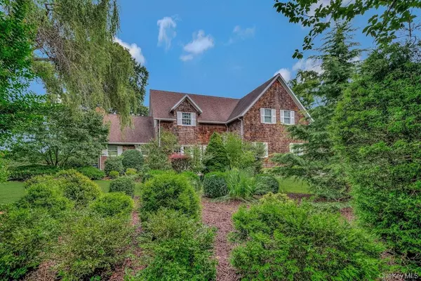 Greenport, NY 11944,1000 Green Hill LN