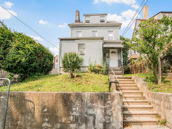 136 S 8th AVE, Mount Vernon, NY 10550