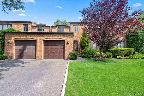 New Hyde Park, NY 11040,95 Windsor Gate DR